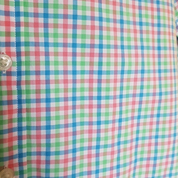 Vineyard Vines boys size 12-14 or Medium - Picture 2 of 4